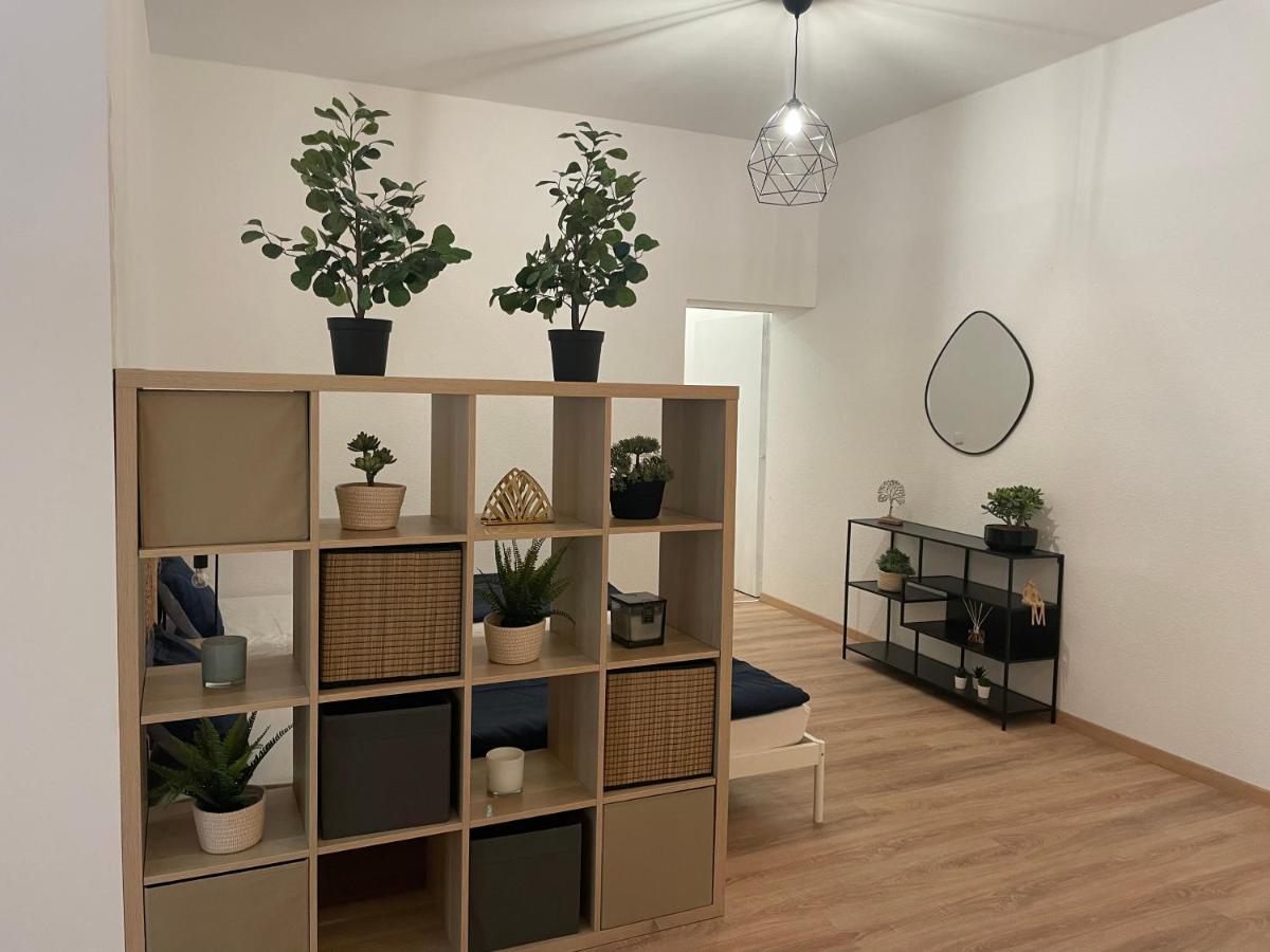 150Qm - 5 Rooms - Free Parking - Mallibase Apartments Hannover Eksteriør billede