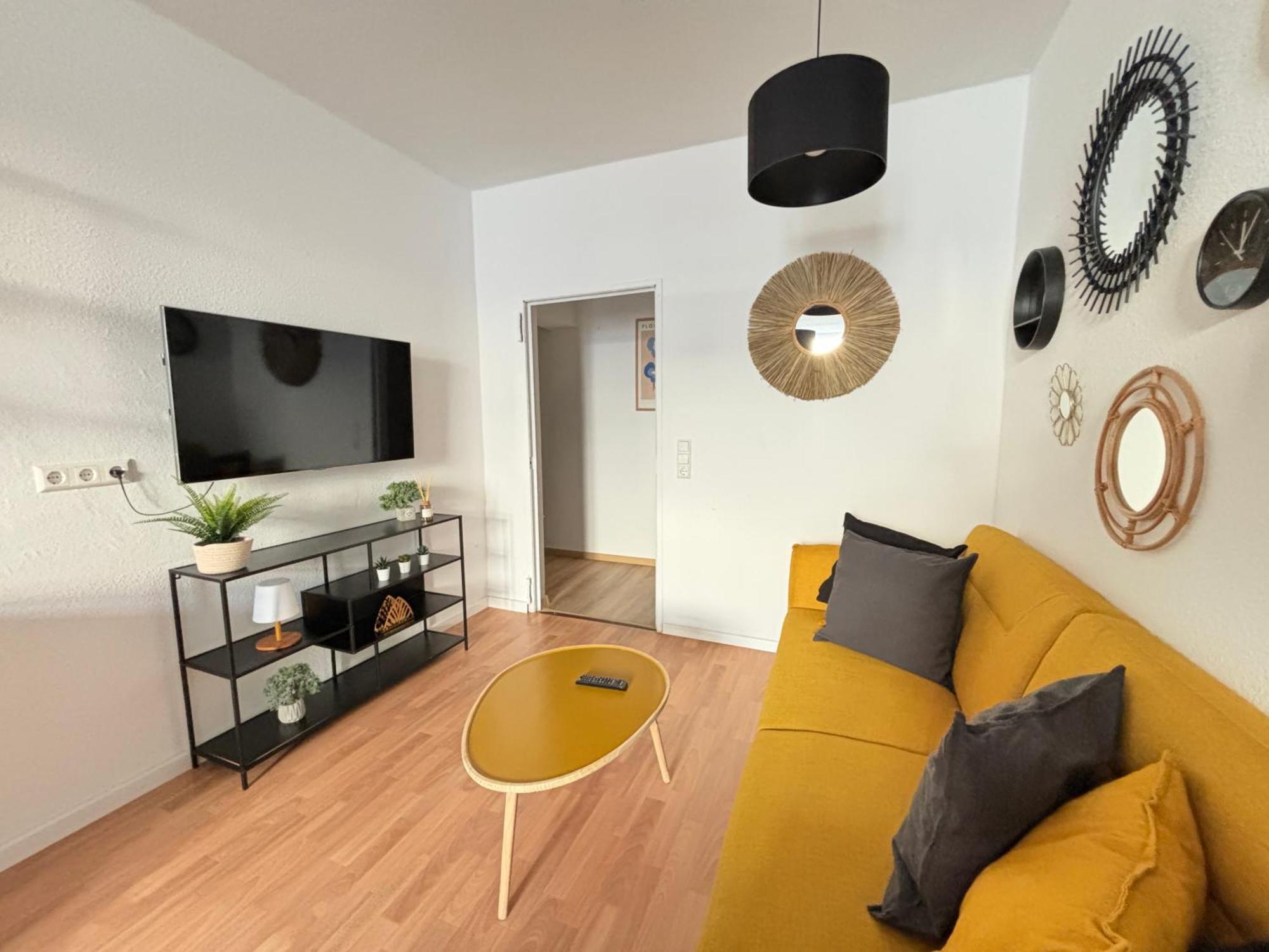 150Qm - 5 Rooms - Free Parking - Mallibase Apartments Hannover Eksteriør billede