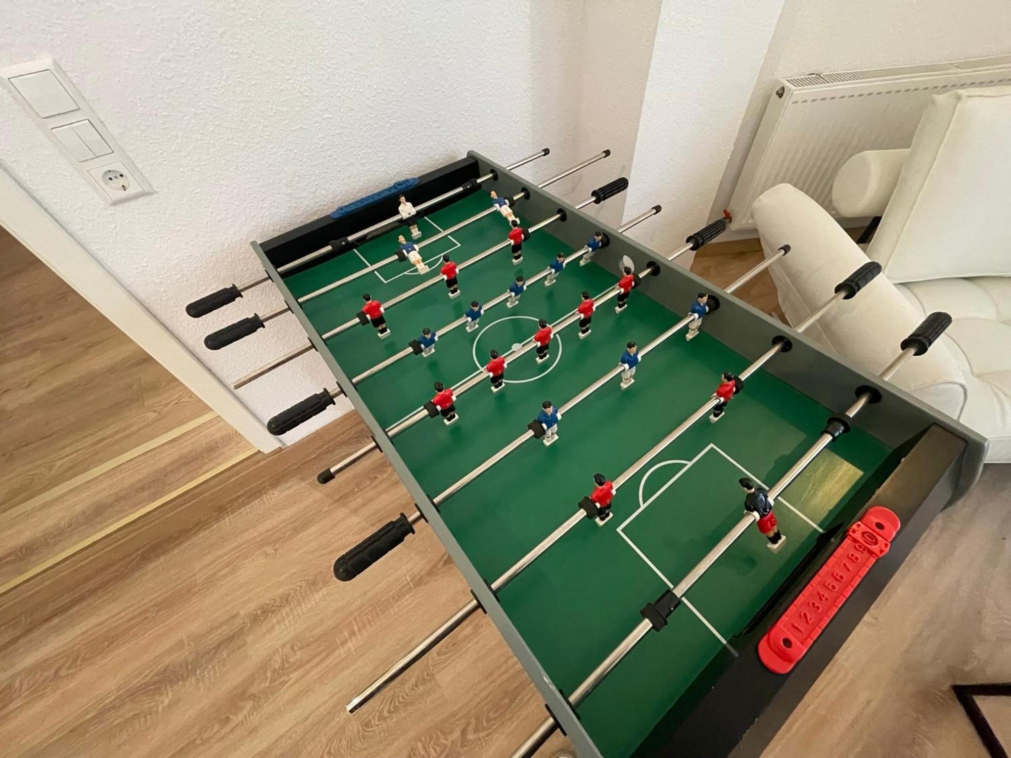 150Qm - 5 Rooms - Free Parking - Mallibase Apartments Hannover Eksteriør billede